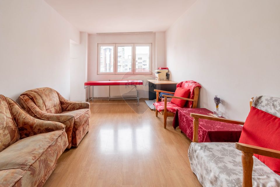 Apartament 3 camere de vanzare, Marasti