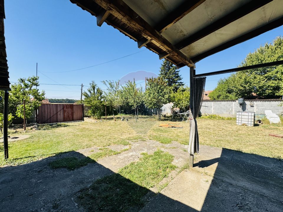 Teren 6,210mp Apateu / Strada Principala