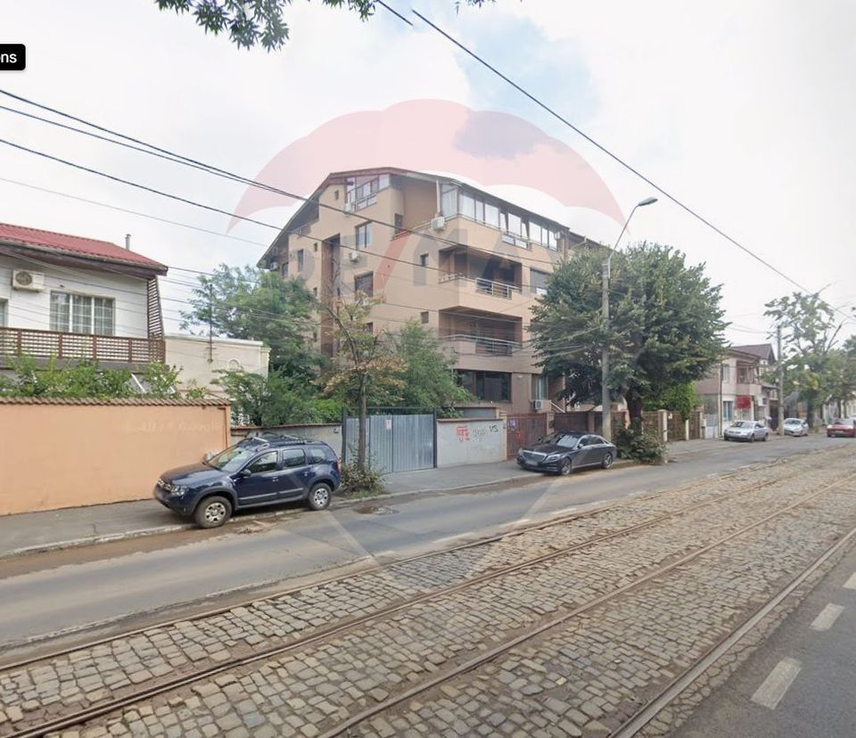 Apartament 3 camere vanzare | Jiului | Bd. Gloriei | centrala proprie