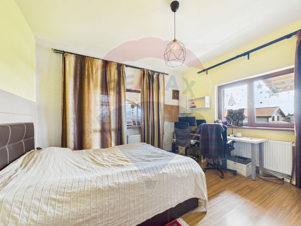 5 room House / Villa for sale