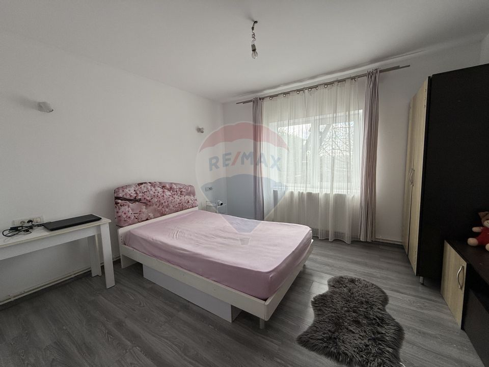 Casă / Vilă cu 3 camere de închiriat in Tuzla Constanta
