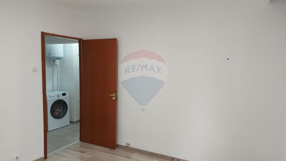 Închiriere apartament 3 camere – Bulevardul Unirii
