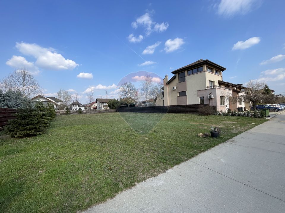 Land 777sqm Corbeanca / Strada Bd. Paradisul Verde