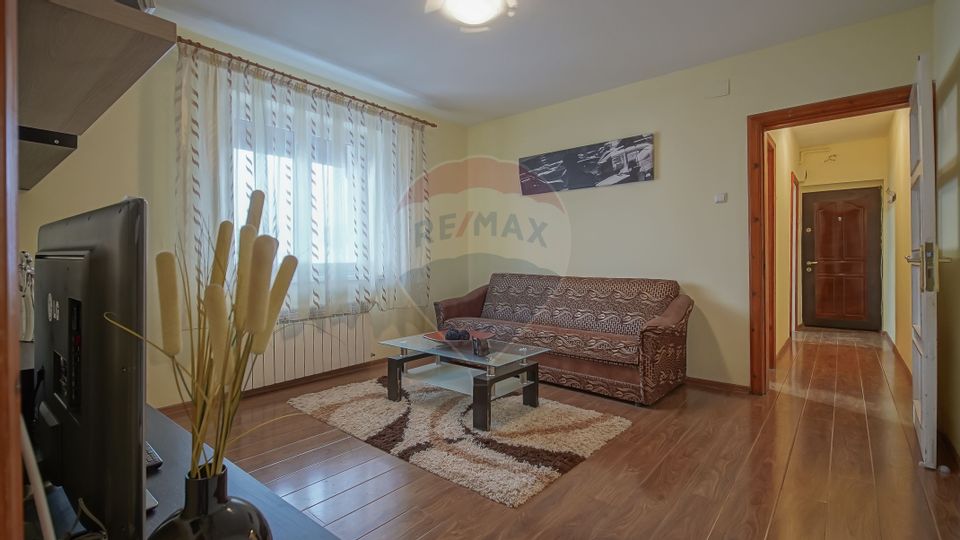 2 room Apartment for sale, Tractorul area