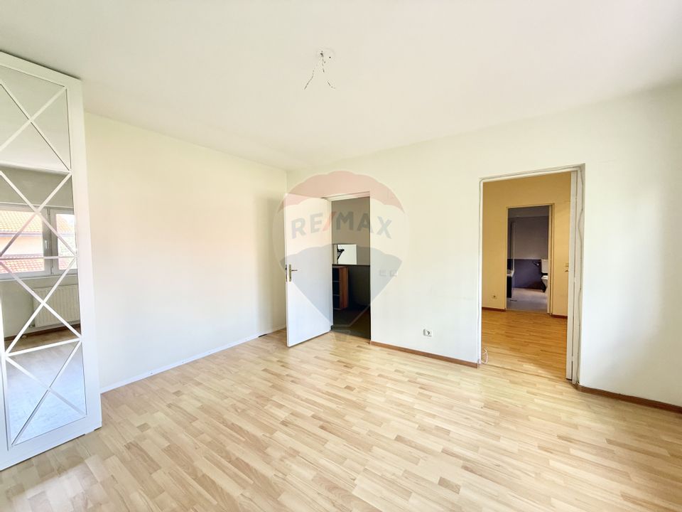 De vanzare | Casa 3 dormitoare nemobilata | Azur