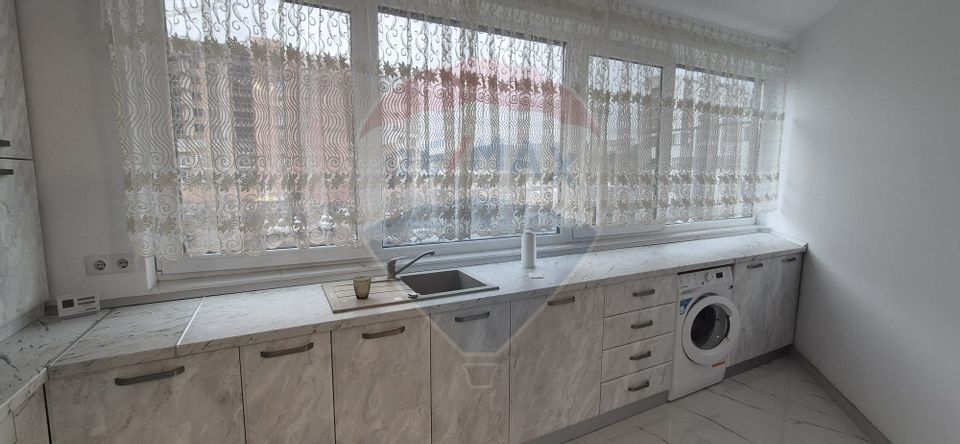 Apartament de 3 camere de închiriat în zona BMW