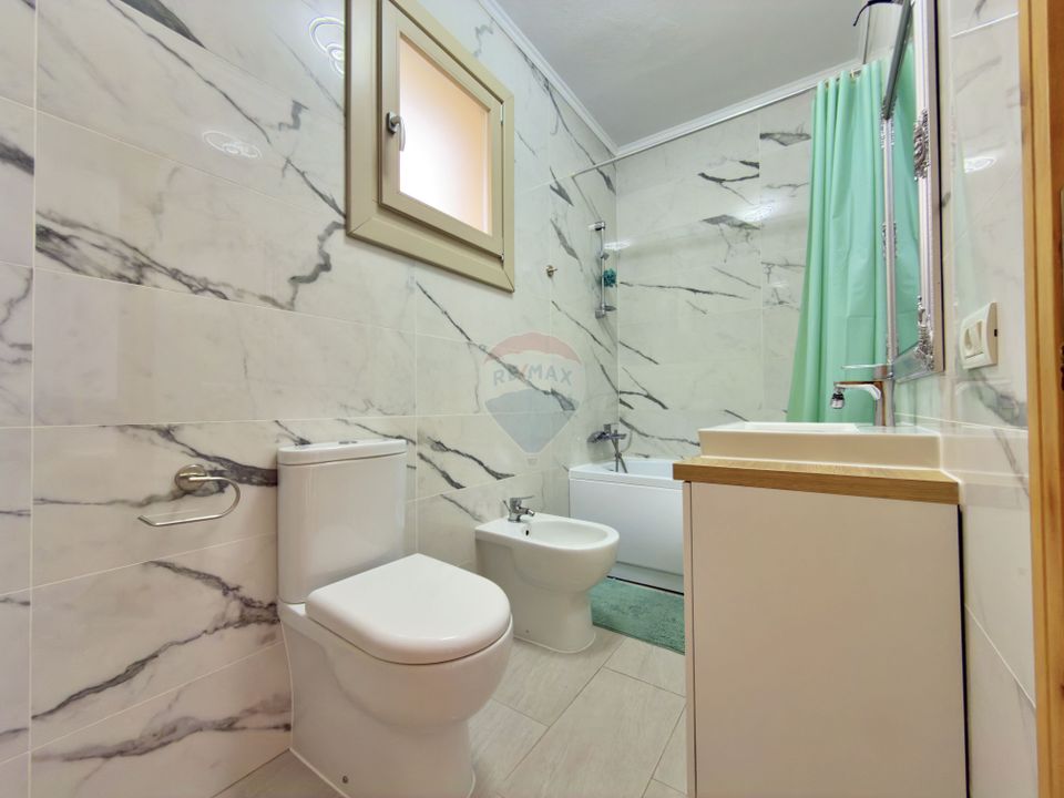 7 room House / Villa for sale, Romanilor area