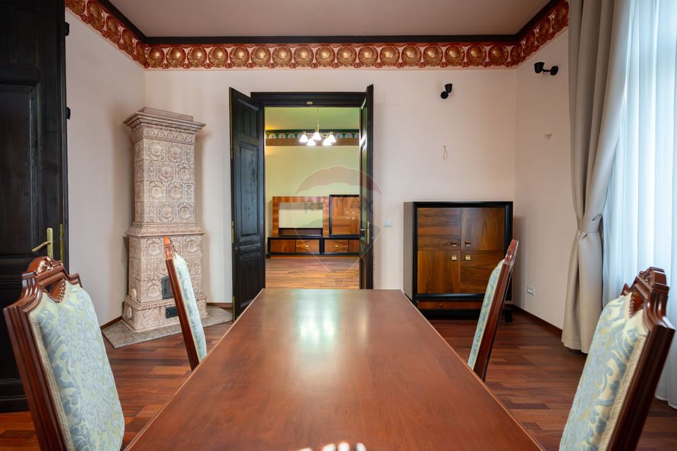 130 sqm Historic Property – Ideal for Living or Office