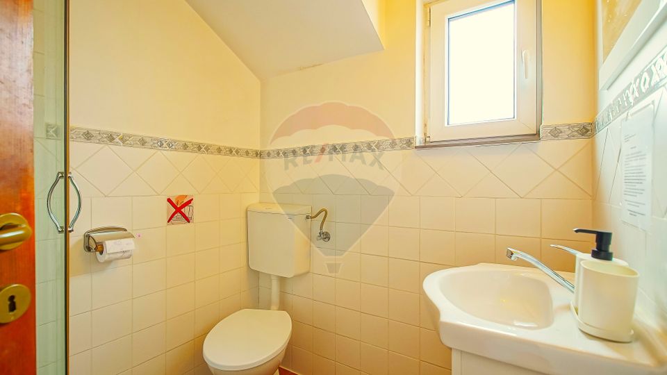 Cabana la Flo, 8 cam,P + M, teren 888 mp oportunitate de investitie !