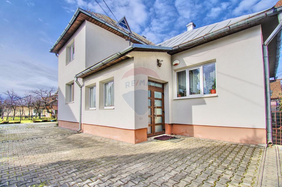 7 room House / Villa for sale, Central area