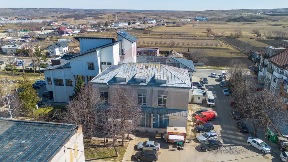 Clădire Comercială S+P+1E – Central, Flamanzi (Botosani)