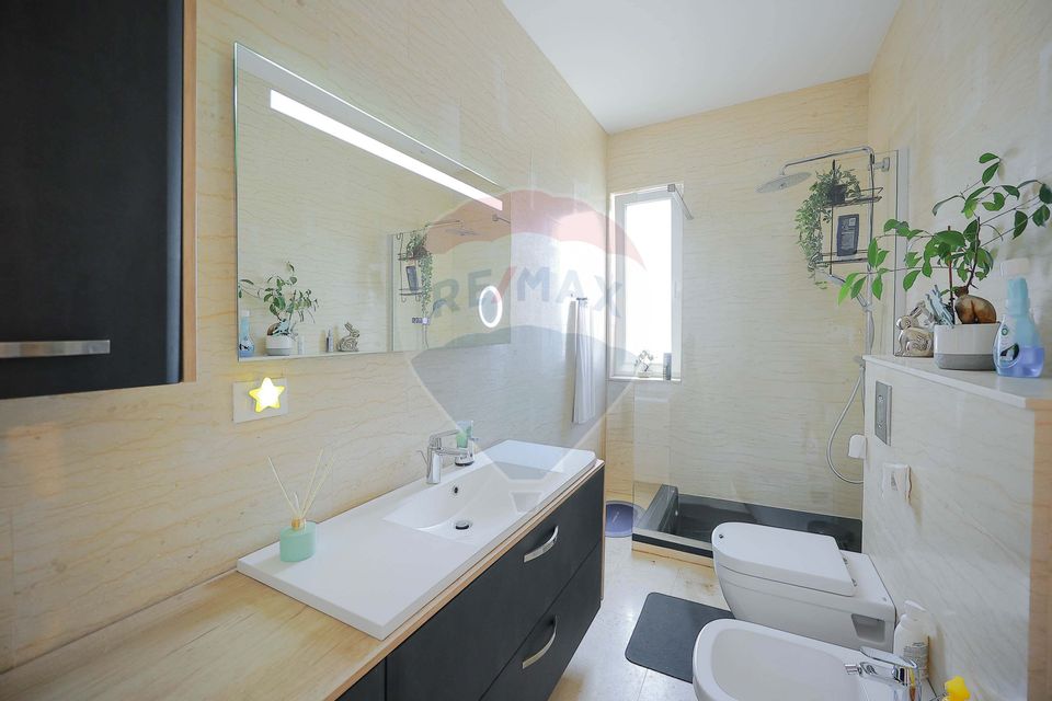 Casă modernă cu 4 camere de închiriat în Sântandrei - smart home