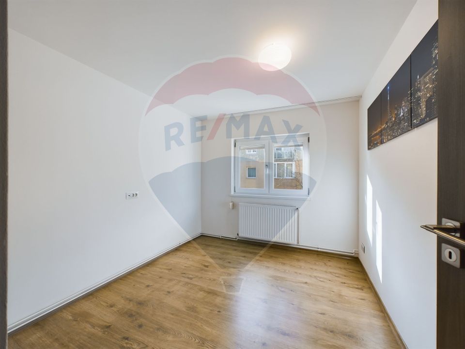 4 room Apartment for sale, Harmanului area