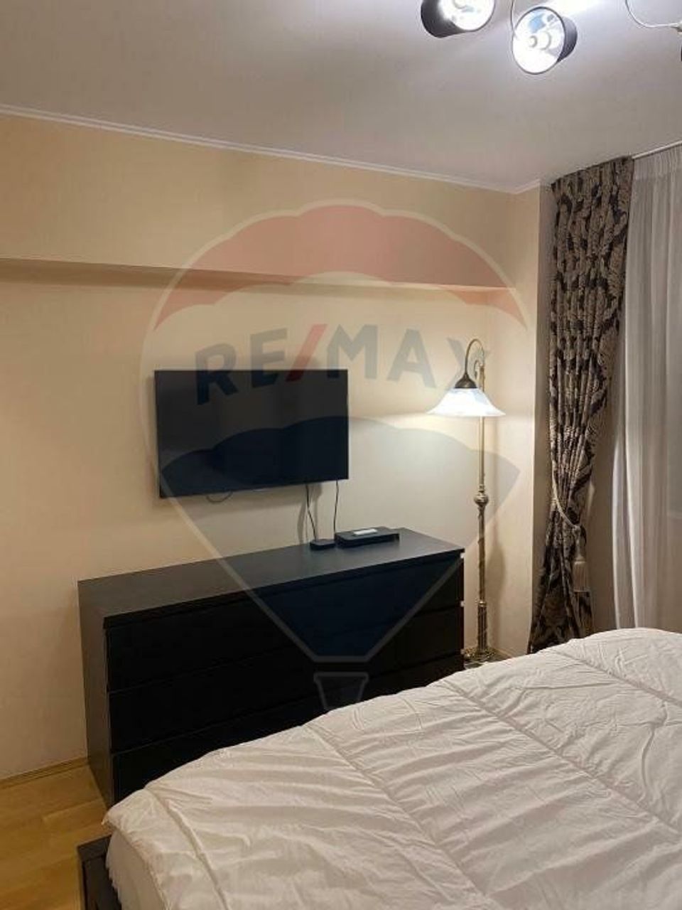 3 room Apartment for rent, Stefan cel Mare area