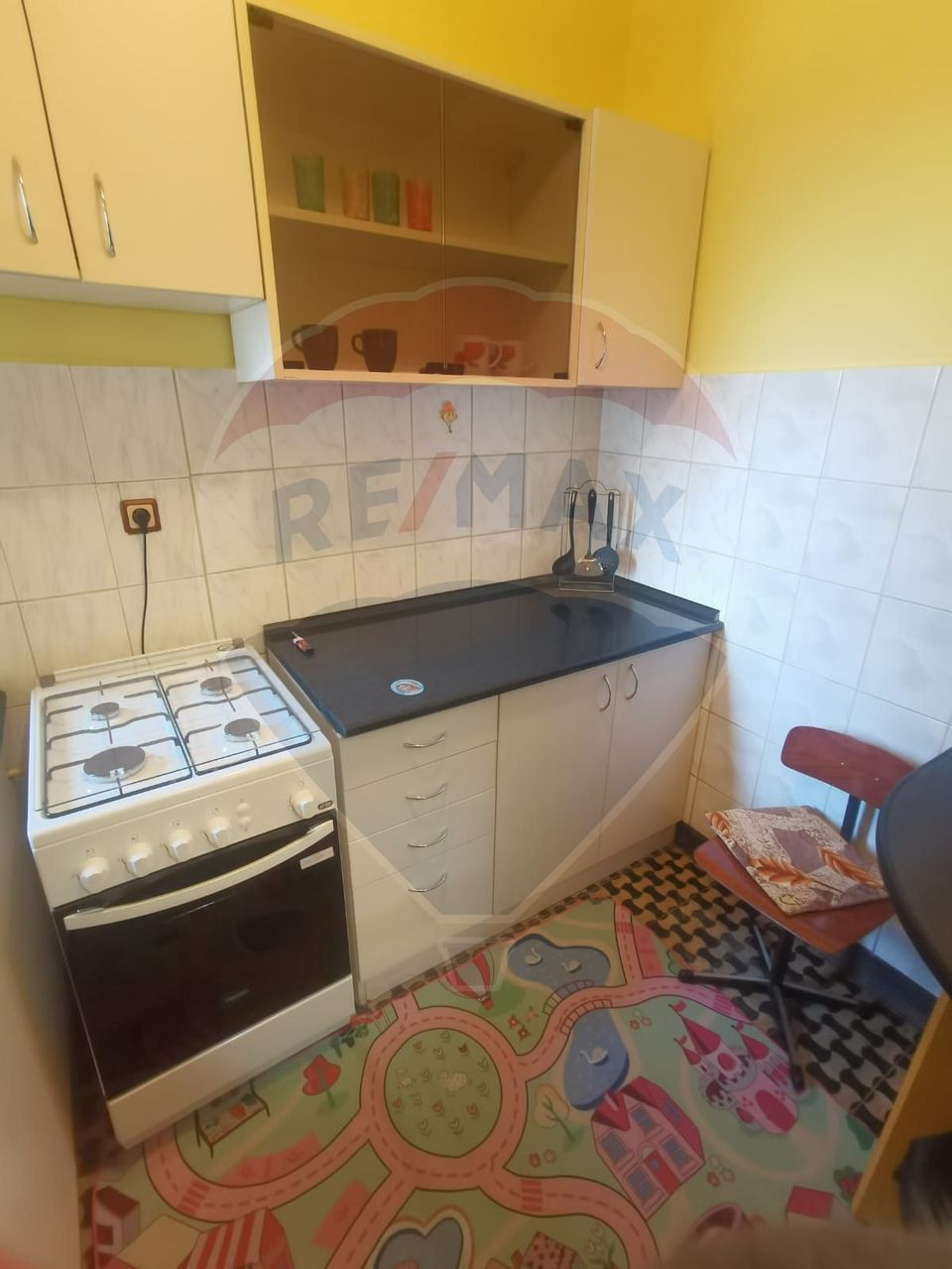 Apartament 1 CAMERA  în zona Podgoria