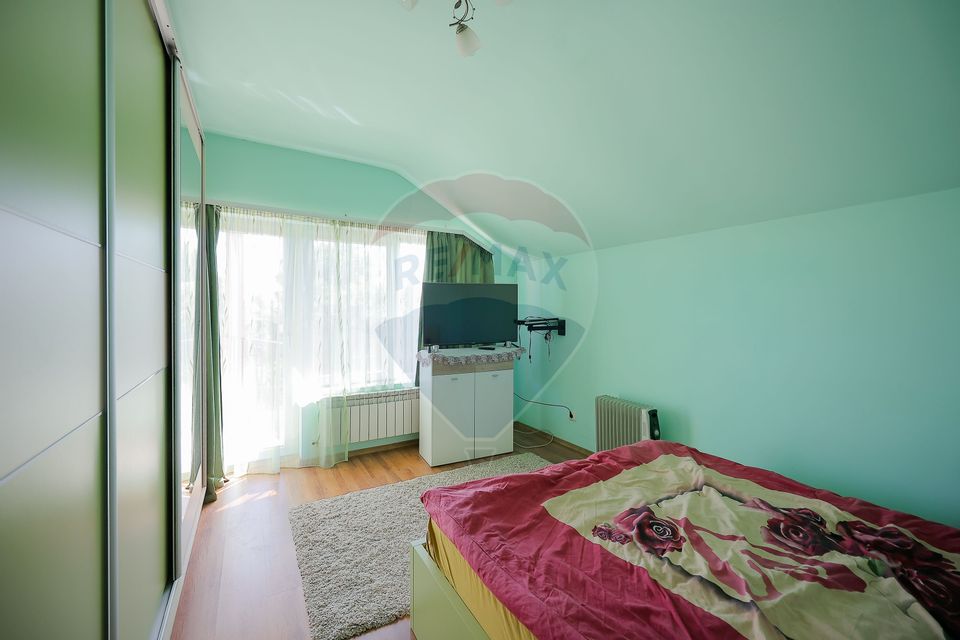 De vânzare casă cu 3 camere și teren 950 mp în Mihai Bravu