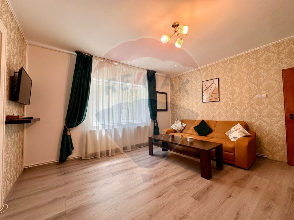 Apartament cu 2 camere de închiriat în zona Est