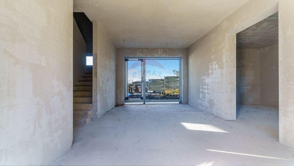 Vilă in constructie, locatie excelenta, Comision 0%