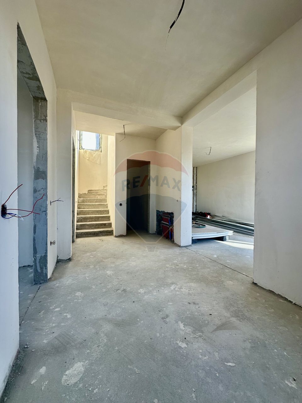 Casa individuala de vanzare in Salicea! 166 MP