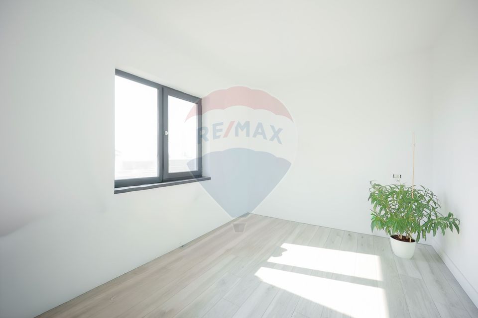 Casă de vânzare cu 3 dormitoare, Livada de Bihor