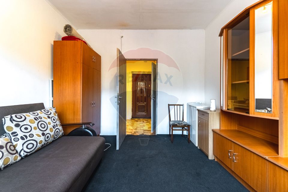 GARSONIERĂ TIP CAMERĂ DE CĂMIN| TRACTORUL| 21 MP | MOBILATĂ | BOXĂ