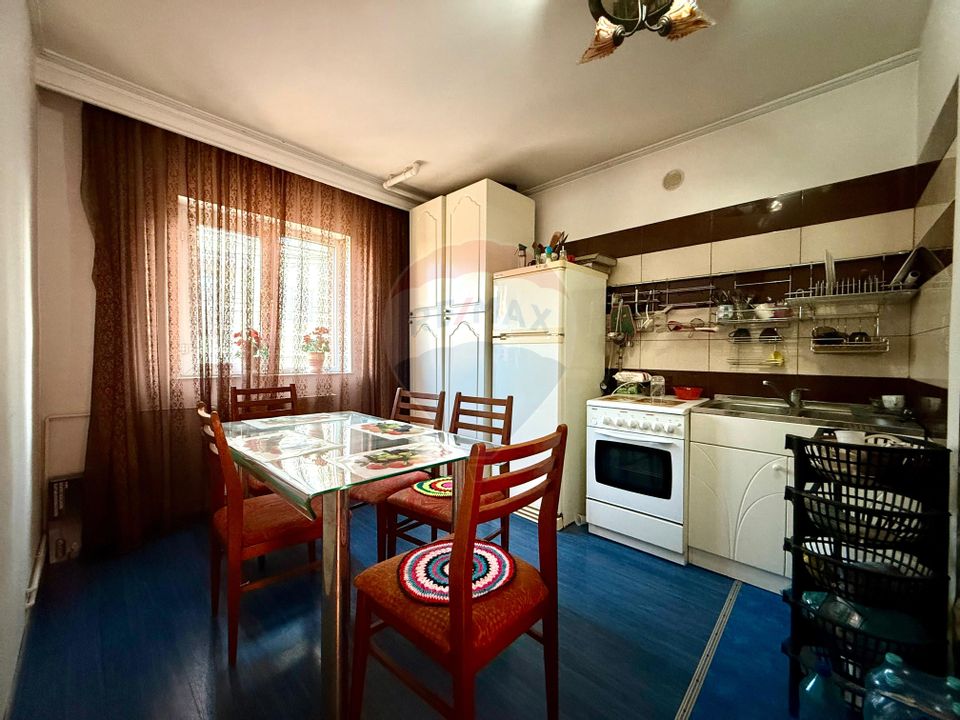 16 room House / Villa for sale, Coiciu area