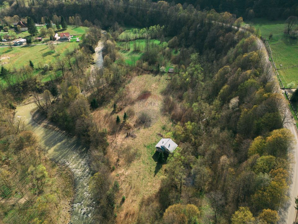 Land 30,283sqm Cazaci / Strada Principala DC 135