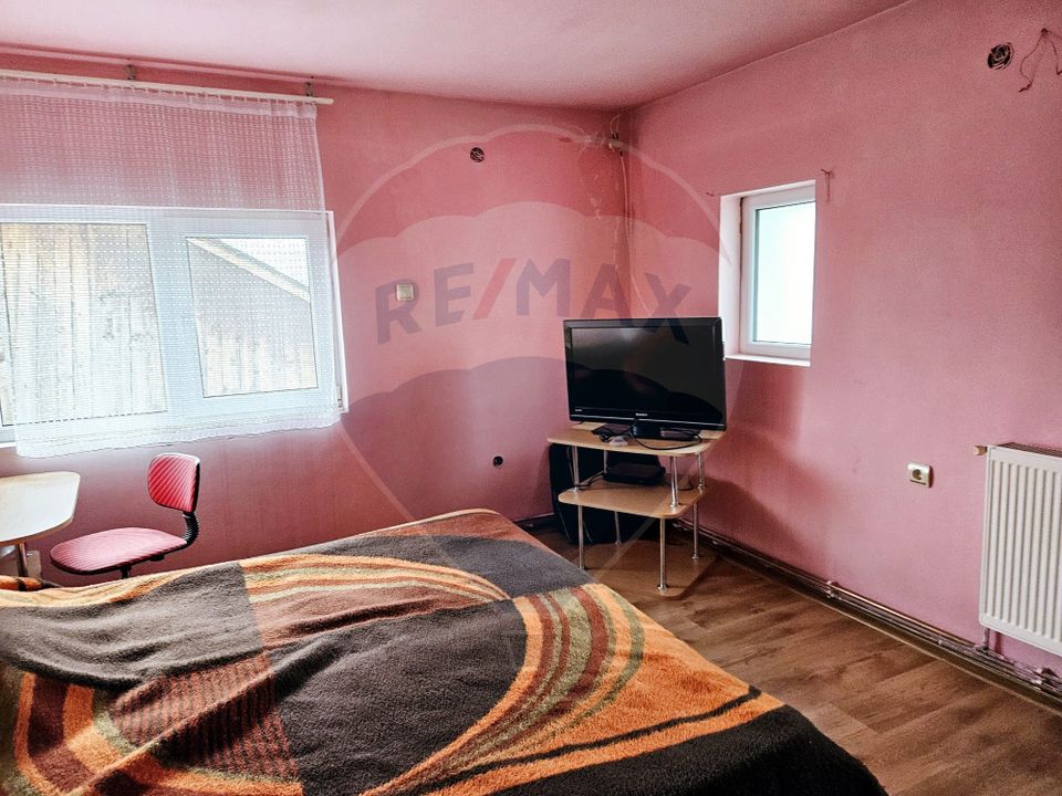 5 room House / Villa for sale