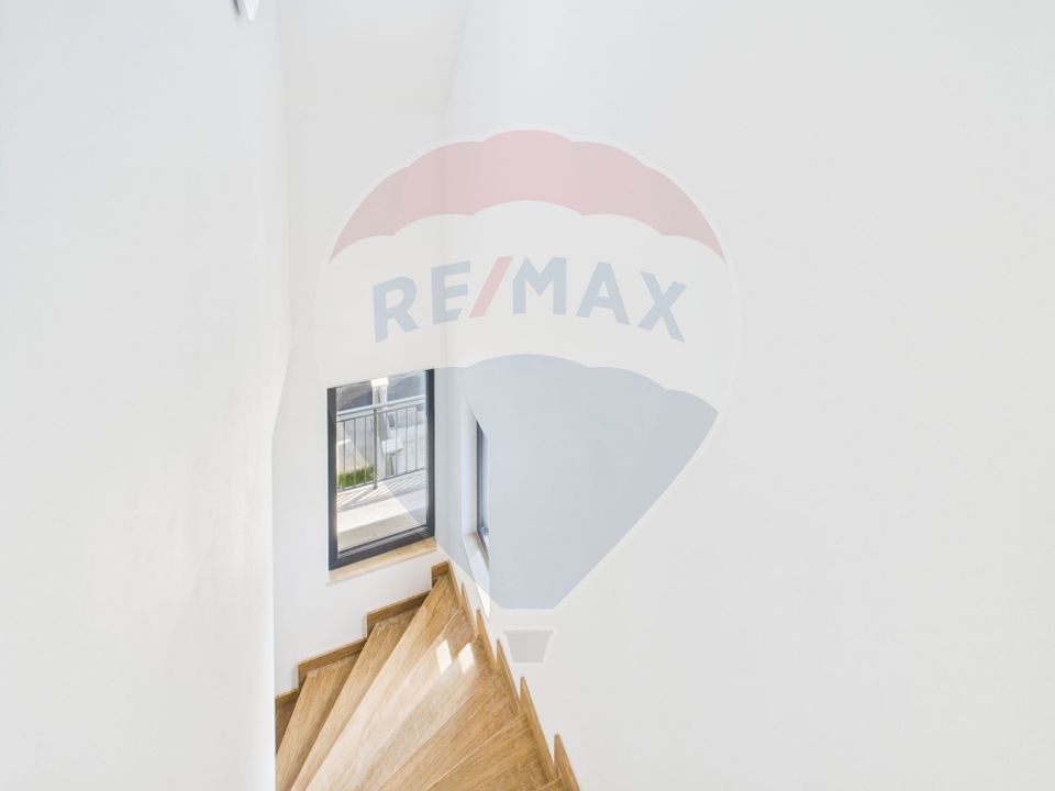 4 room House / Villa for sale