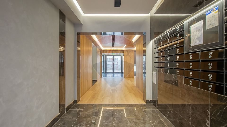 3 room Apartment for rent, Tractorul area