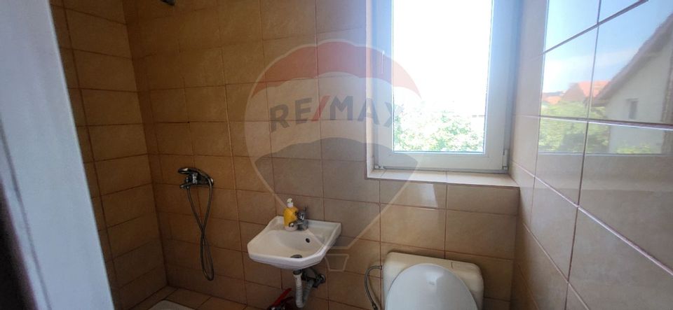 8 room House / Villa for rent, Intim area