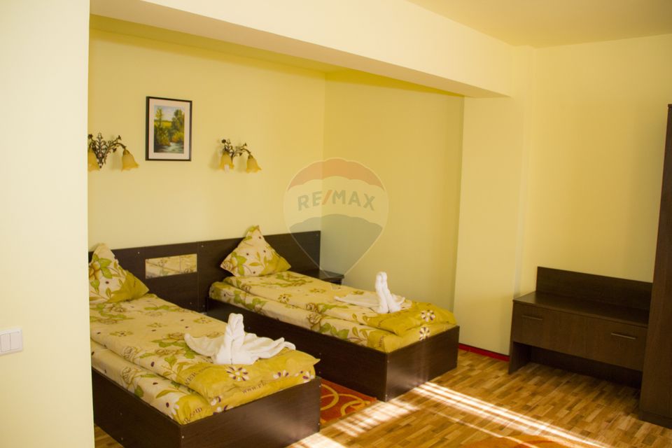 Hotel de vanzare la cateva minute de Podul Mogosoaia –Cu 40 de camere