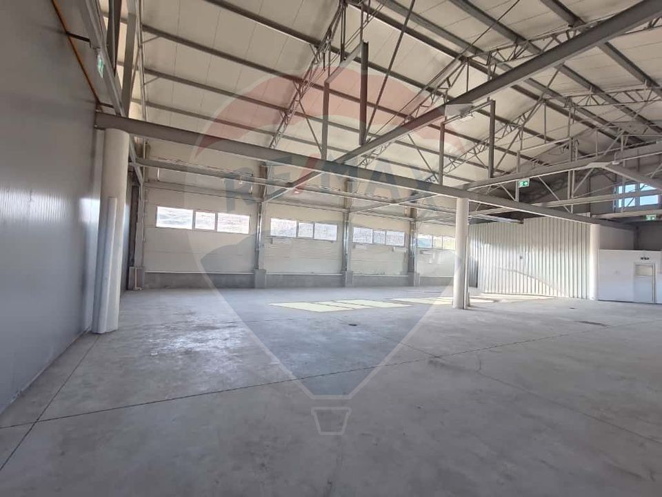 700sq.m Industrial Space for rent, Iris area
