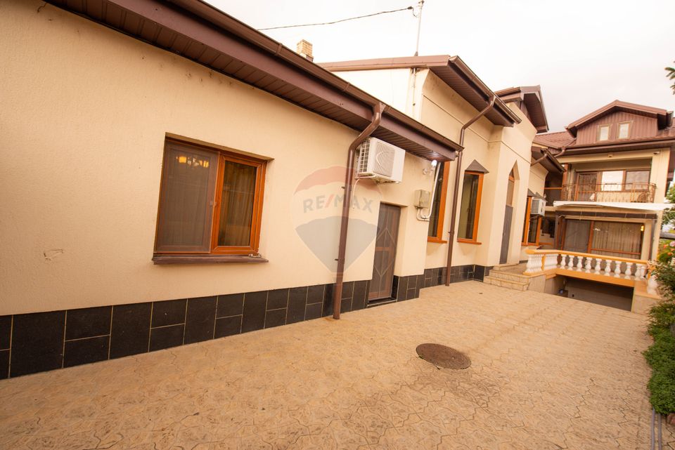 Casa de vanzare 240 mp utili , 6 camere,  teren 1000 mp, Calarasi