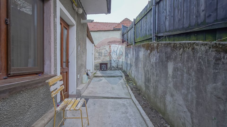 2 room House / Villa for sale, Schei area