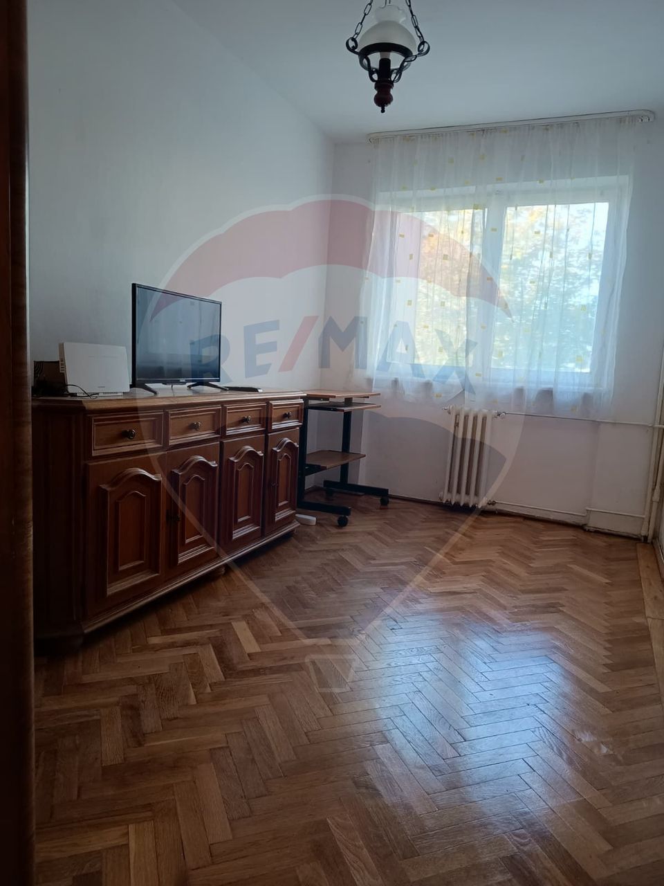 3 room Apartment for rent, Podgoria area