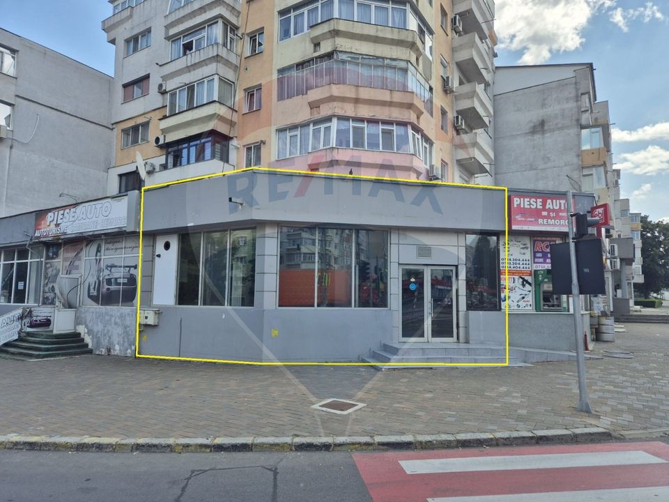 60sq.m Commercial Space for rent, Republicii area