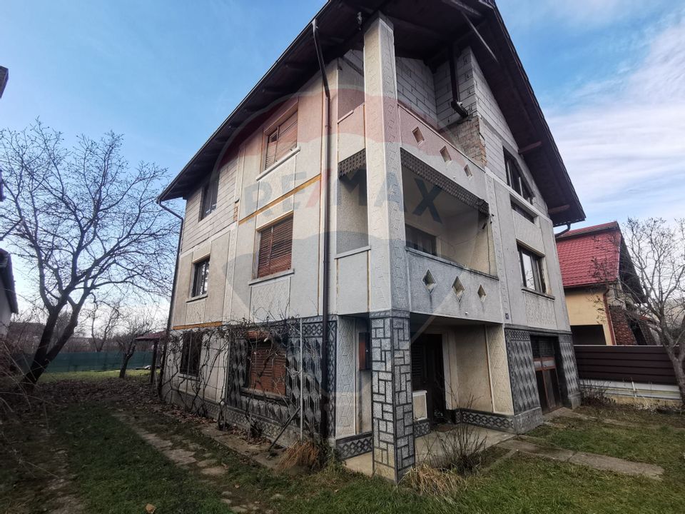 Casă în Centru Tăuții-Măgherăuș