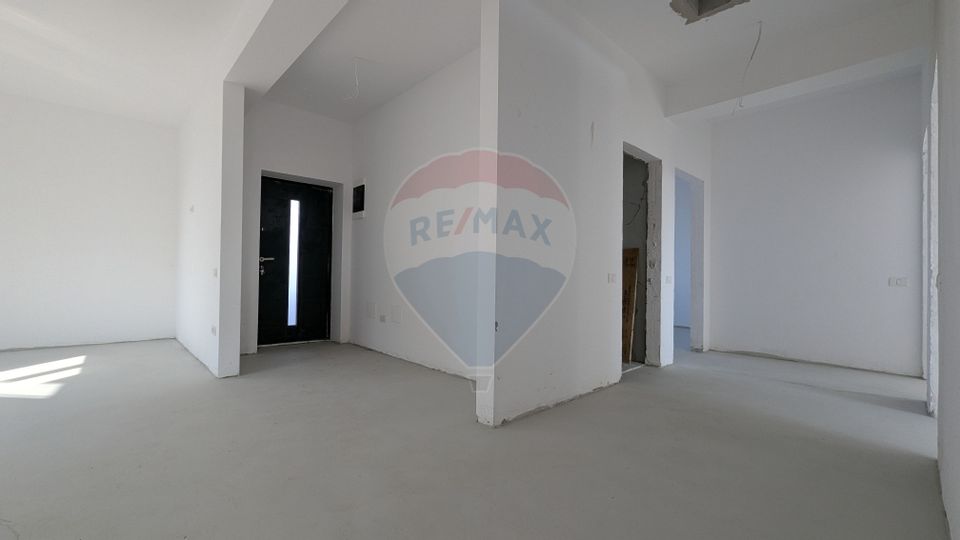 De Vânzare Vilă Cu 4 Camere Noua in Complex rezidențial Alfa Vile