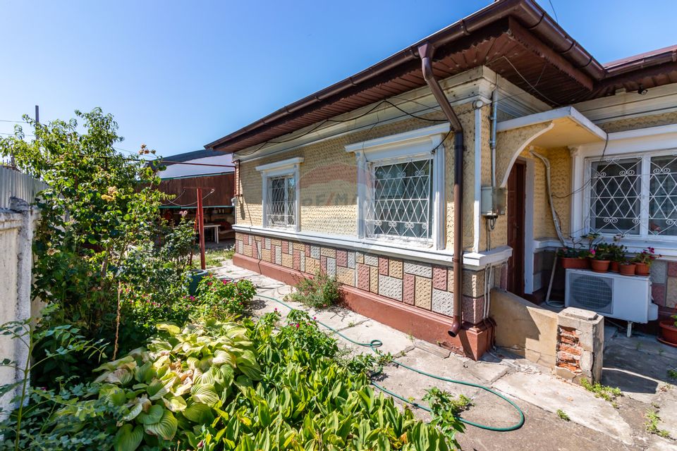 4 room House / Villa for sale, Andronache area