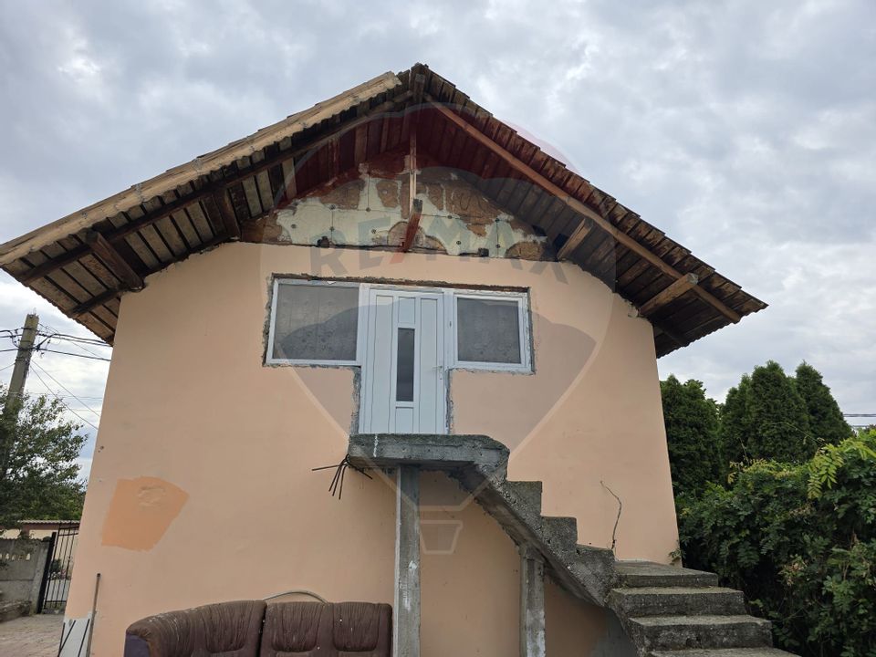 4 room House / Villa for sale