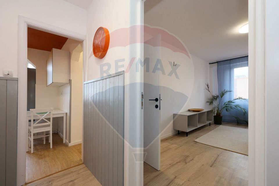 Apartament cu 2 camere,  în zona Calea Bucuresti!
