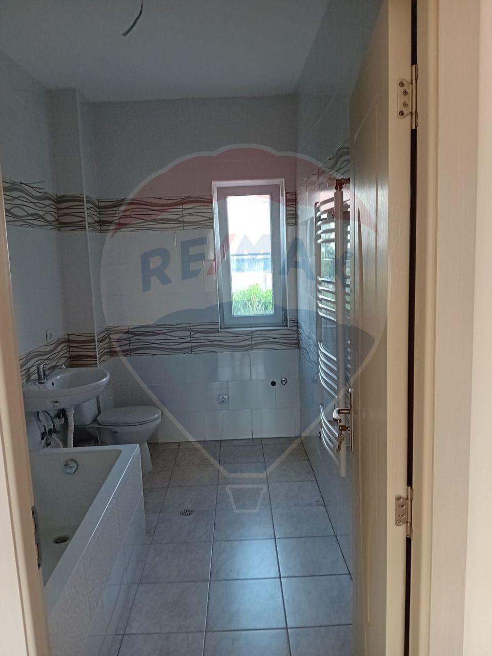 Apartament 3 Camere  la Parter - Chitila, Ilfov