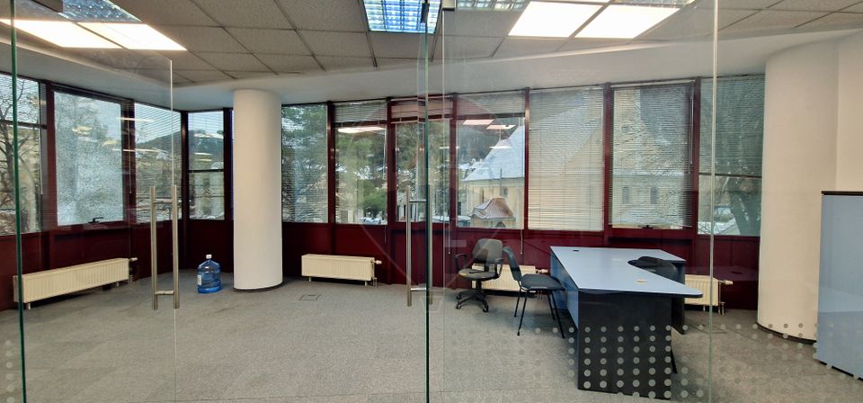 93sq.m Office Space for rent, Ultracentral area