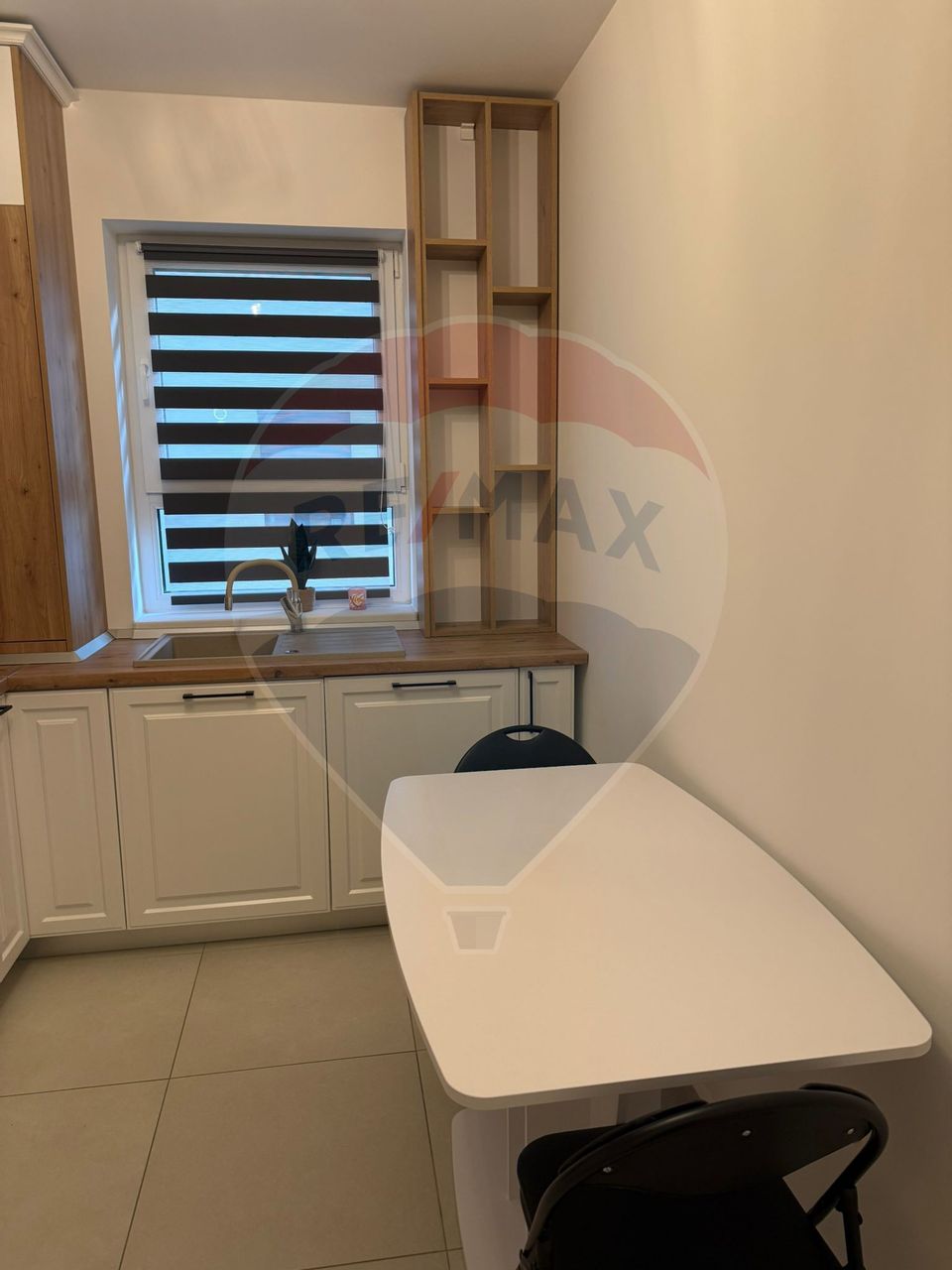 3 room Apartment for rent, Tractorul area