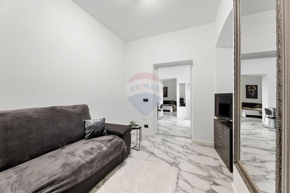 Apartament de lux, ultracentral cu 2 camere