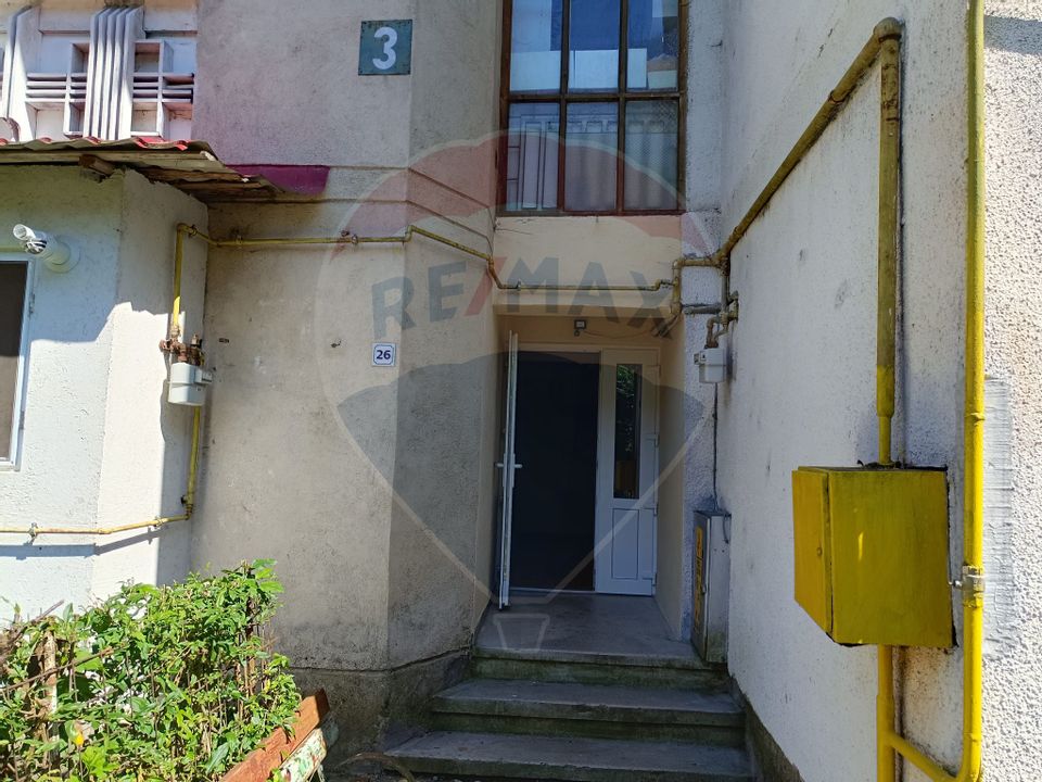 Apartament 3 camere decomantdate Slanic Moldova