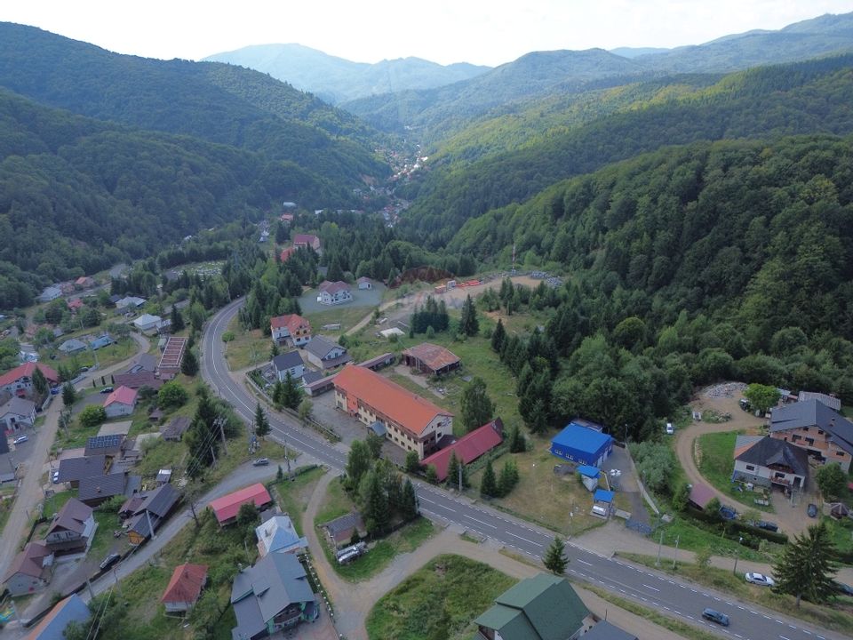 Hotel / Pensiune cu 30 camere de vânzare în zona Nord