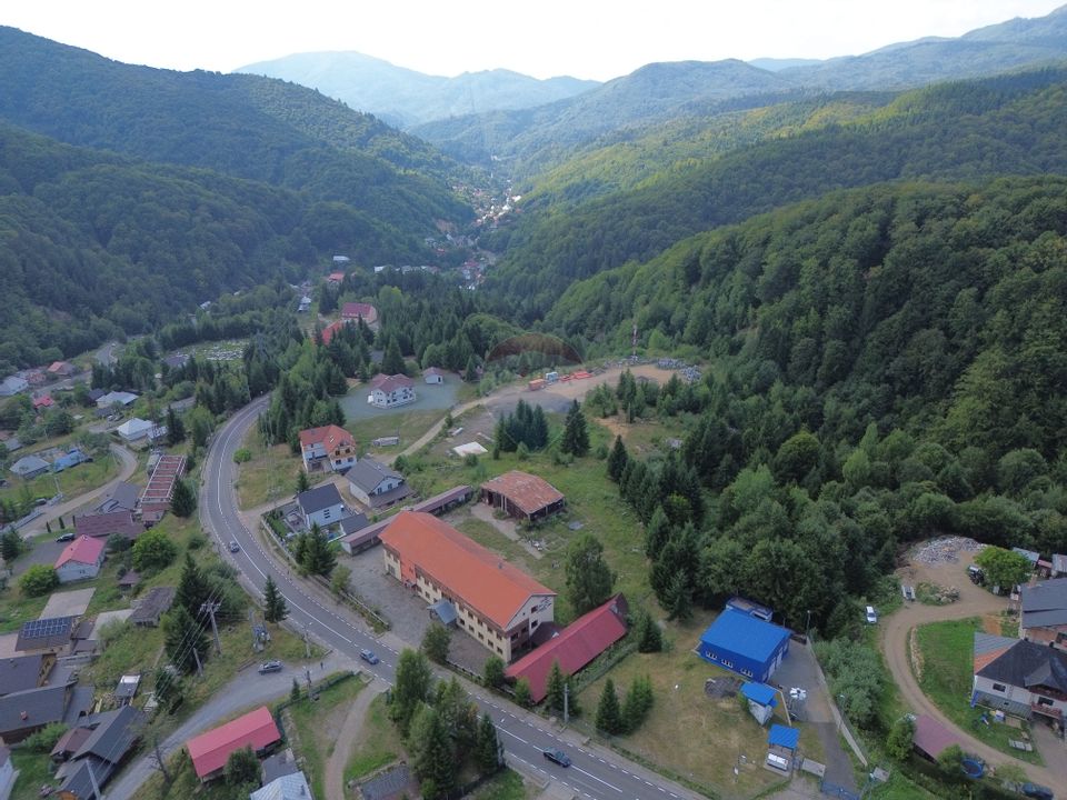 Hotel / Pensiune cu 30 camere de vânzare în zona Nord