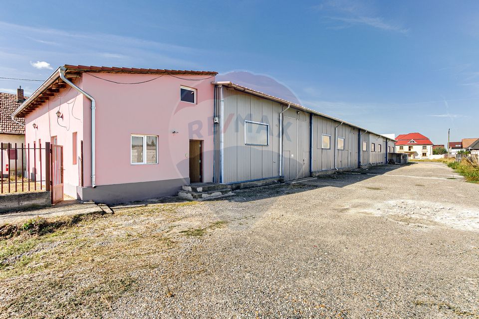 Spațiu industrial de 660 m² + teren 2500 m²  de închiriat